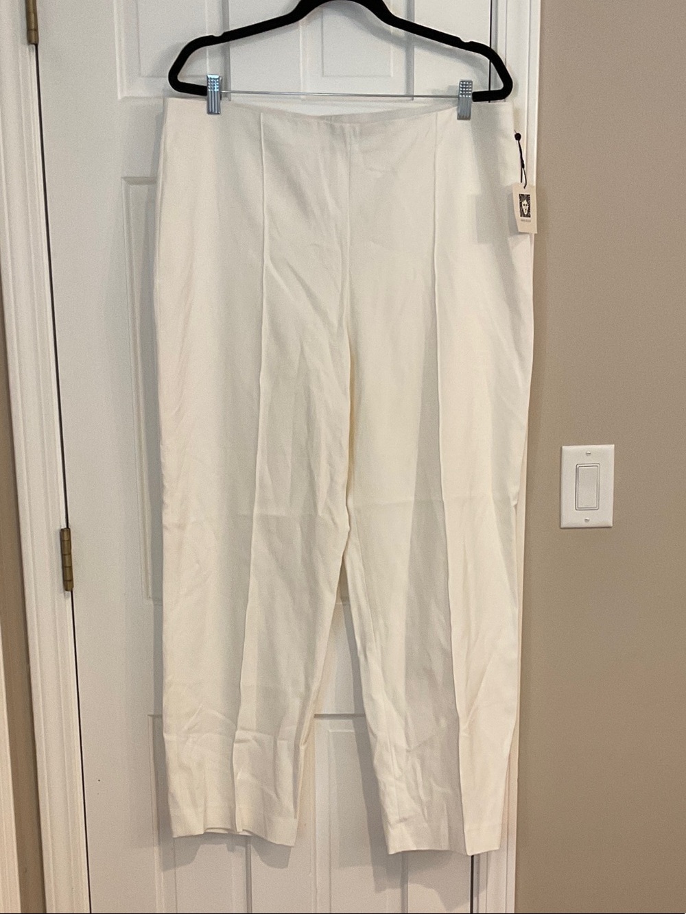 Anne Klein White Straight-Leg Tailored Pants